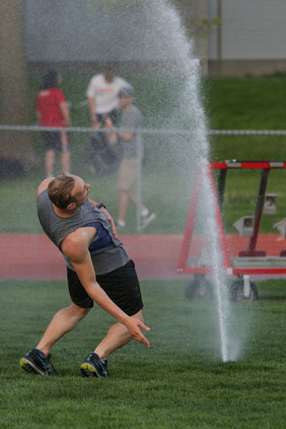 051222-qc-spt-district track-95.jpg